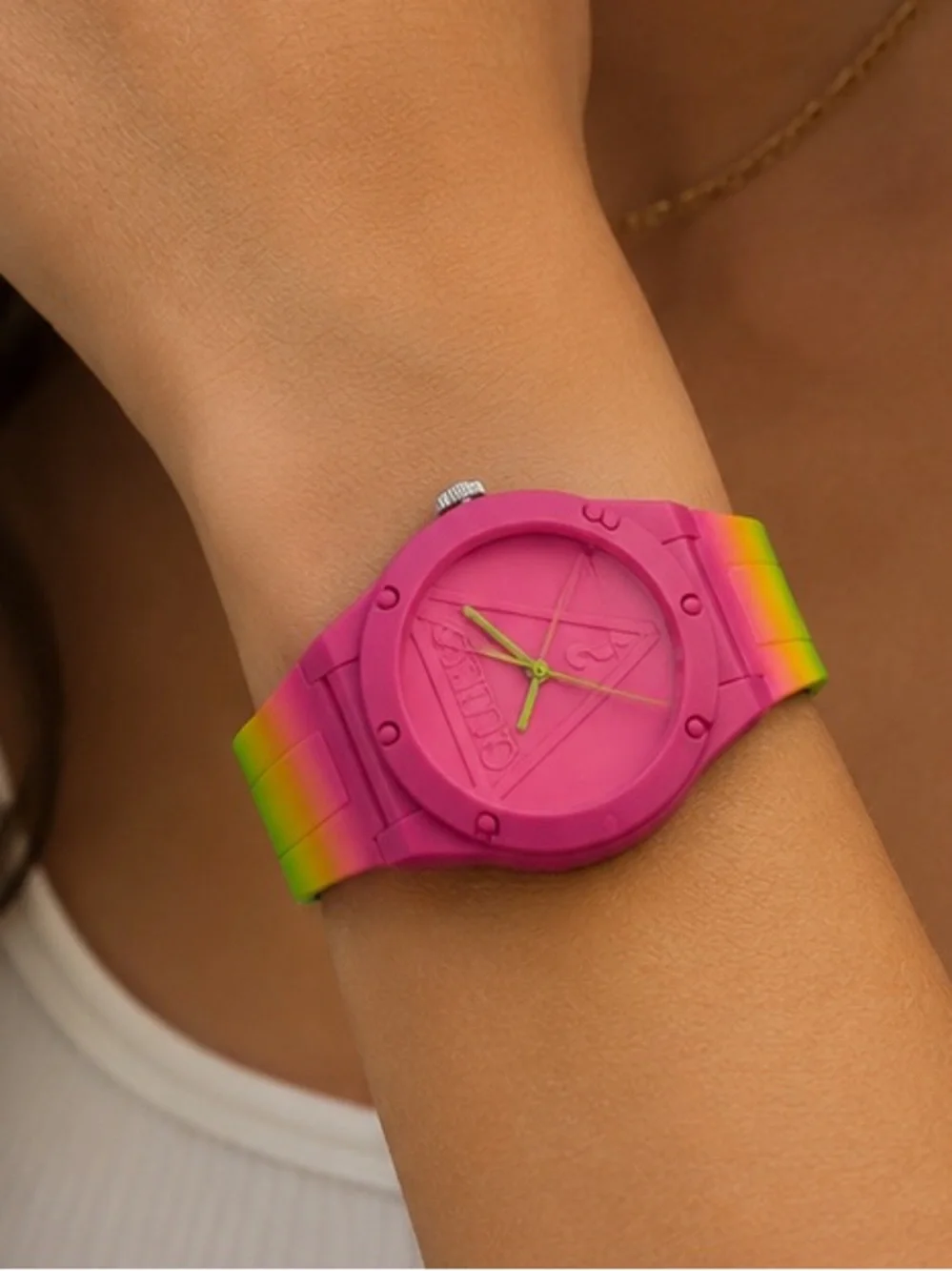 Guess Retro Pop Ladies Quartz Watch NWT